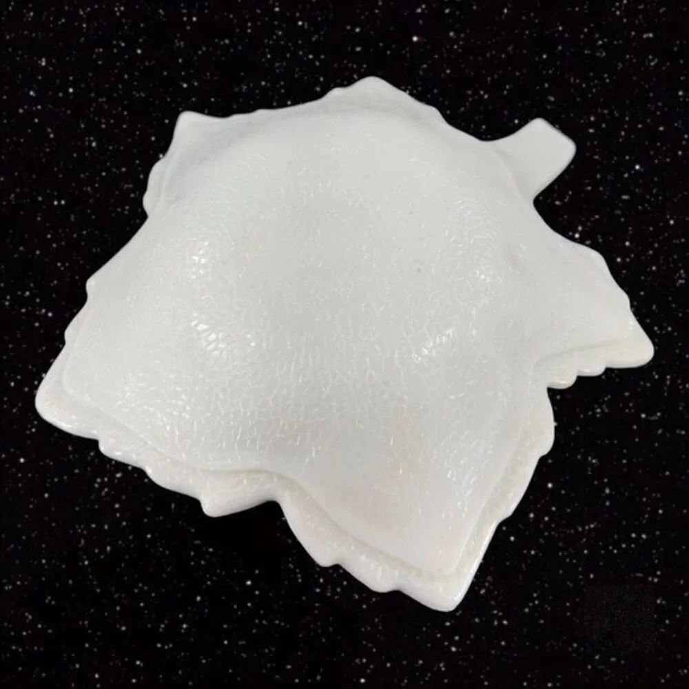 Vintage Westmoreland White‎ Milk Glass Maple Leaf Candy Dish Textured Glass VTG